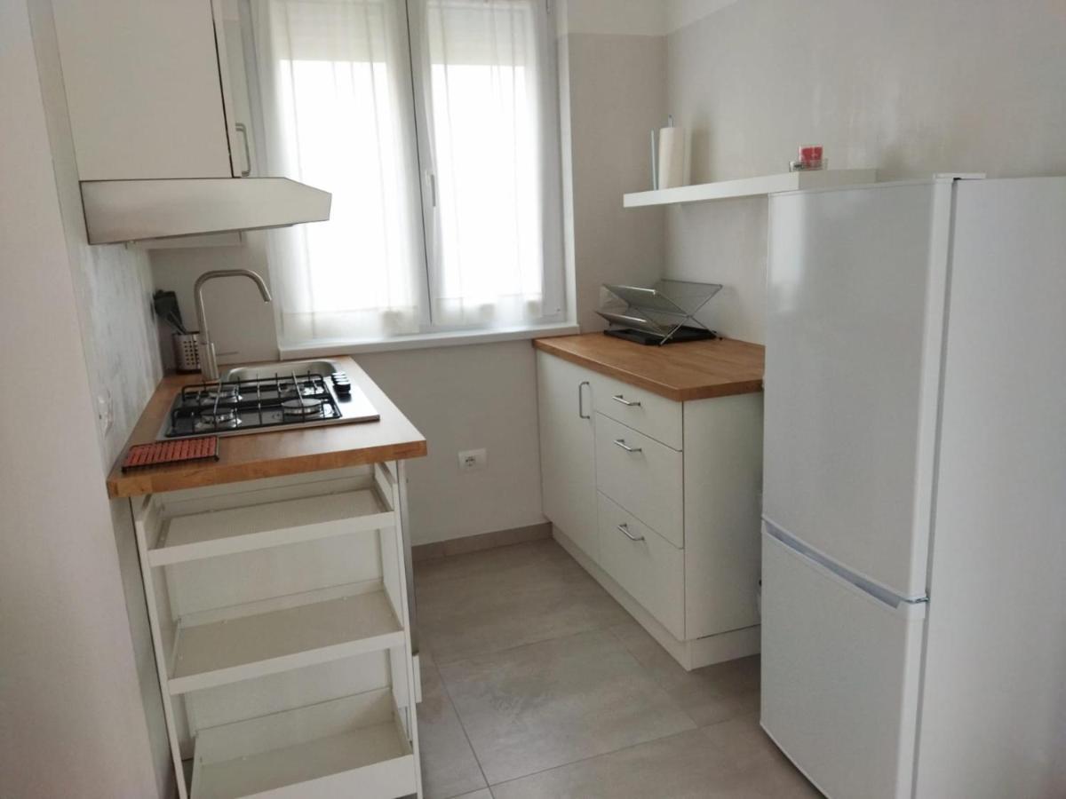 Riva'S Slim House 2 Lejlighed Eksteriør billede